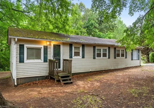 Homes for sale in Reidsville, NC | 134 Shamu Dr, Reidsville, NC 27320 | MLS# 1222161
