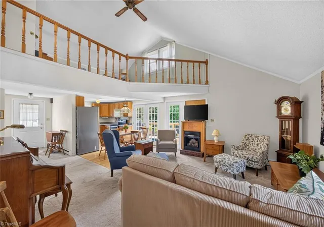 3rd image of 4908 Southwin Dr, Winston Salem, NC 27104 | MLS# 1225129