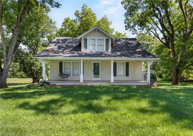 Photo 1 of Single family home for sale at 106 Sunset Dr, Boonville, NC 27011 | MLS# 1228099 | Listing updated on 2026-10-04