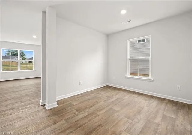 5th image of 305 Balsam Fir Ct, Thomasville, NC 27360 | MLS# 1227154