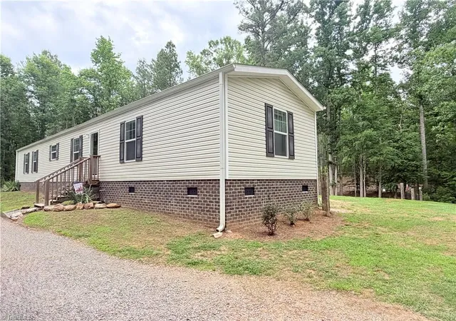 Homes for sale in Denton, NC | 2595 Stokes Rd, Denton, NC 27239 | MLS# 1223108