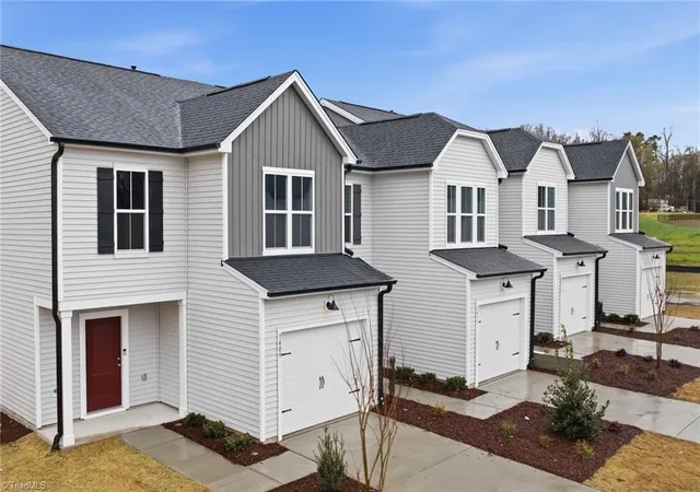 Photo 3 of Sale Pending at 1411 Allegheny River St, Greensboro, NC 27405 | MLS# 1233843 | Listing updated on 2026-09-15