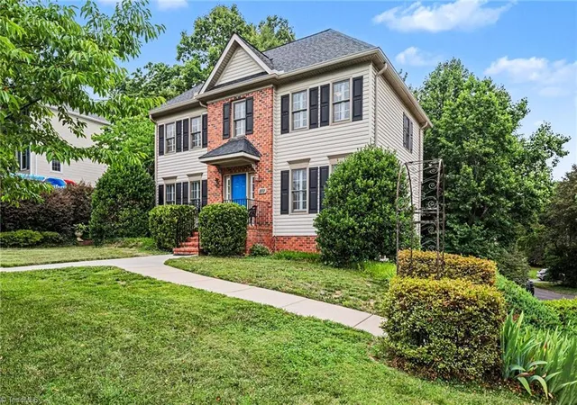 Homes for sale in Winston Salem, NC | 1181 Bent Grass Ln, Winston Salem, NC 27127 | MLS# 1224007