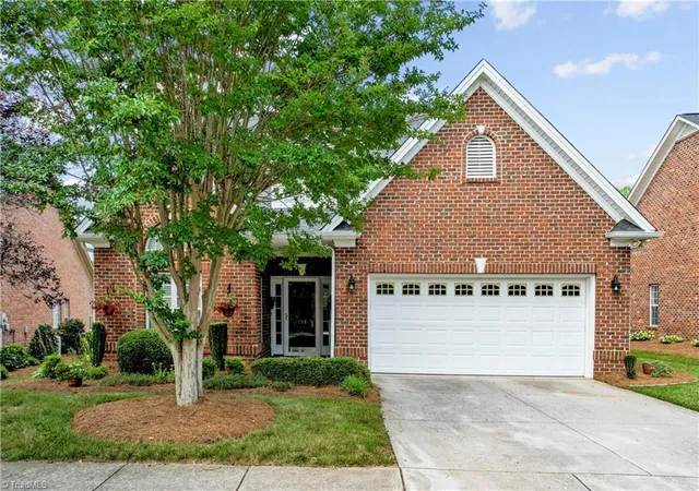 3rd image of 136 Turnberry Dr, Mocksville, NC 27028 | MLS# 1225418
