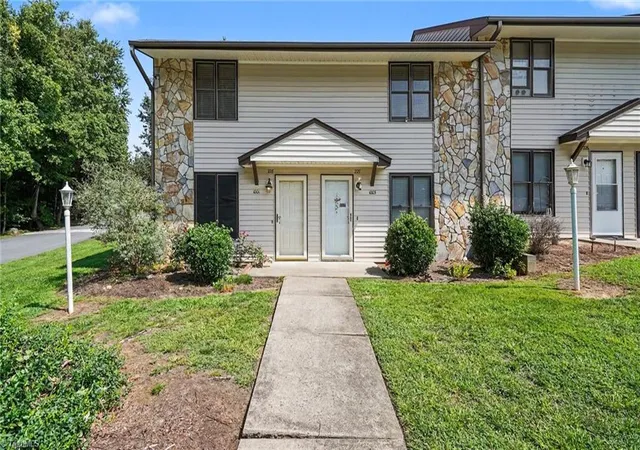 Photo 1 of Sale Pending at 1001 Rock Knoll Ct #228, Winston Salem, NC 27107 | MLS# 1233954 | Listing updated on 2026-09-10