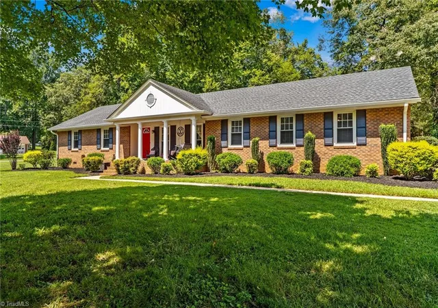Photo 3 of Sale Pending at 140 Spicewood Ln, Salisbury, NC 28147 | MLS# 1231215 | Listing updated on 2026-09-22