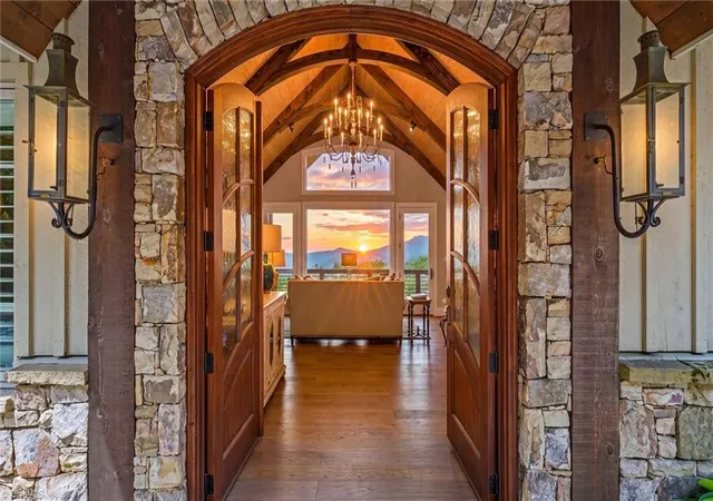 Photo 1 of Single family home for sale at 777 Green Hl Rd, Blowing Rock, NC 28605 | MLS# 1229863 | Listing updated on 2026-08-11