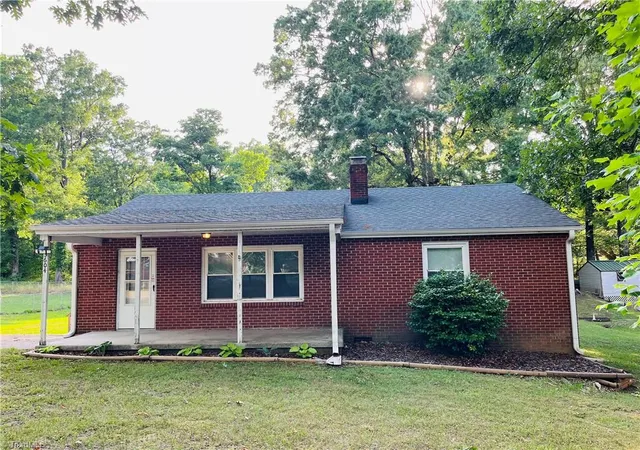 Homes for sale in Archdale, NC | 3604 Rocklane Dr, Archdale, NC 27263 | MLS# 1222969