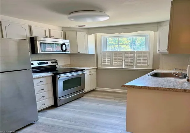 Photo 4 of Sale Pending at 2902 Saint Marks Rd #F, Winston Salem, NC 27103 | MLS# 1228190 | Listing updated on 2026-10-08