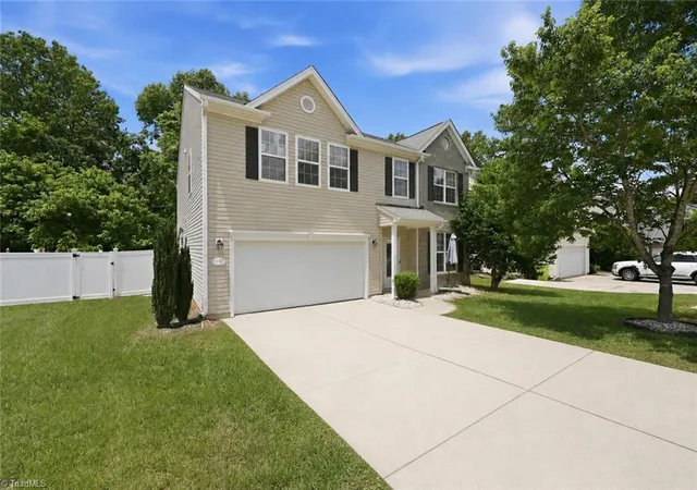 image of 1107 Bethpage Dr, Mebane, NC 27302 | MLS# 1222395