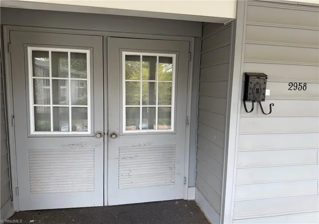 Photo 2 of Single family home for sale at 2958 Ramsgate Ct, Winston Salem, NC 27106 | MLS# 1234094 | Listing updated on 2026-08-31