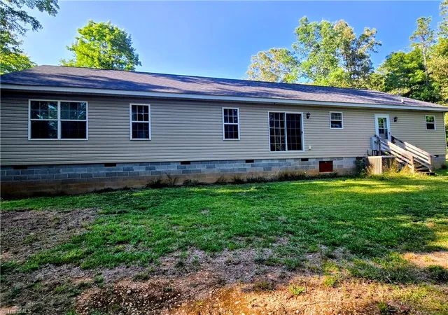 Photo 2 of Manufactured home for sale at 2311 Chrisco Rd W, Seagrove, NC 27341 | MLS# 1226327 | Listing updated on 2026-08-21