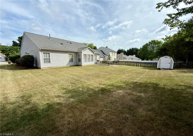2nd image of 3706 Queenswood Ln, Jamestown, NC 27282 | MLS# 1224994