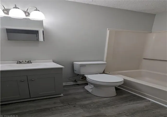 24th image of 804 & 818 Meadow Ridge Ct, Winston Salem, NC 27107 | MLS# 1231591