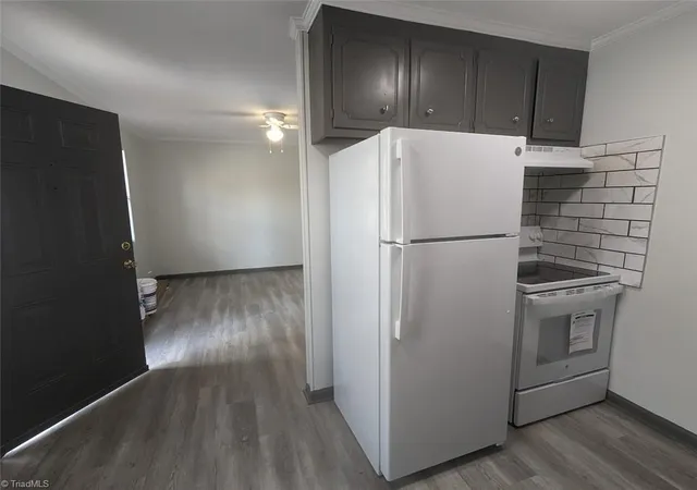 3rd image of 804 & 818 Meadow Ridge Ct, Winston Salem, NC 27107 | MLS# 1231591
