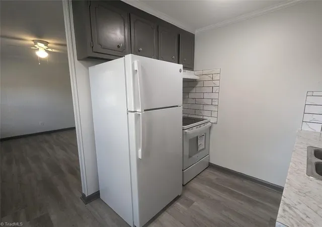 5th image of 804 & 818 Meadow Ridge Ct, Winston Salem, NC 27107 | MLS# 1231591