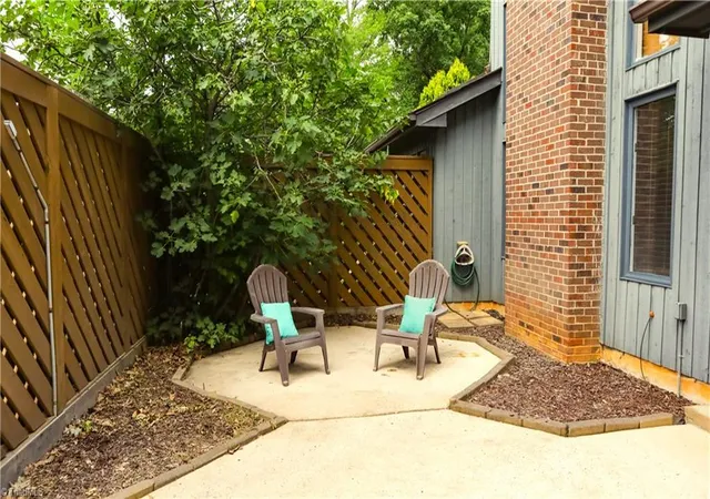 4th image of 210 College Rd #706, Greensboro, NC 27410 | MLS# 1227012
