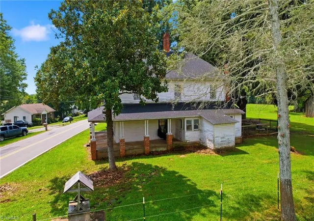 Photo 3 of Single family home for sale at 985 Traphill Rd, Hays, NC 28635 | MLS# 1231496 | Listing updated on 2026-08-18