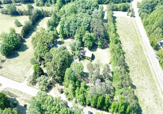 3rd image of 1172 Crestview Church Rd, Asheboro, NC 27205 | MLS# 1217496