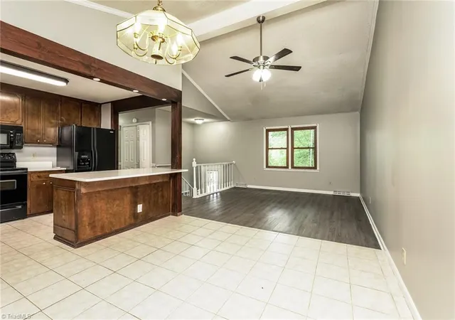 Photo 3 of Single family home for sale at 4290 Mashie Dr, Pfafftown, NC 27040 | MLS# 1223040 | Listing updated on 2026-08-18