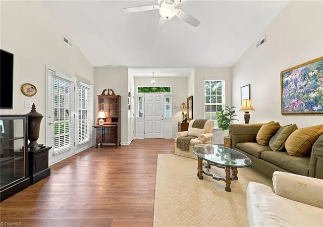 5th image of 1006 Gretchen Ln, Greensboro, NC 27410 | MLS# 1231564