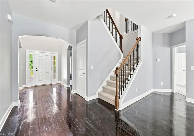 Photo 2 of Single family home for sale at 5409 Torwood Dr, Greensboro, NC 27409 | MLS# 1229379 | Listing updated on 2026-09-15