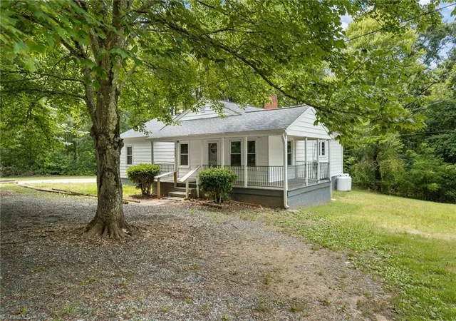 Homes for sale in Tobaccoville, NC | 4795 Boiling Springs Rd, Tobaccoville, NC 27050 | MLS# 1226178