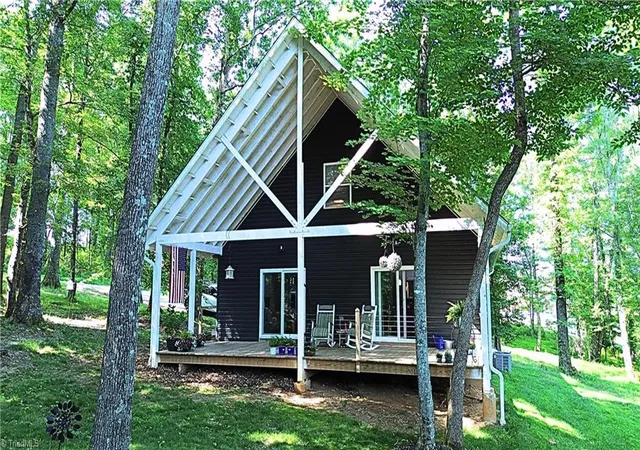 Photo 4 of Single family home for sale at 74 Forest Ln, Ennice, NC 28623 | MLS# 1227211 | Listing updated on 2026-07-17