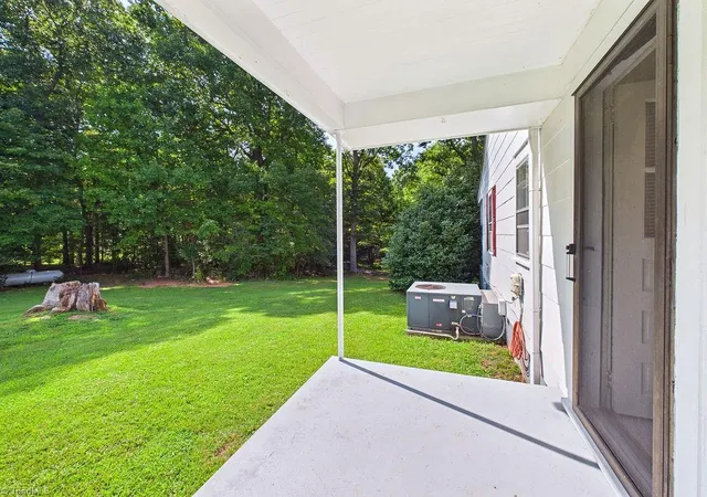 30th image of 4164 Fairway View Dr, Randleman, NC 27317 | MLS# 1231491