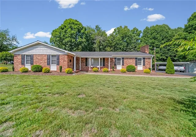 2nd image of 2303 Old Hwy 21, State Road, NC 28676 | MLS# 1223627