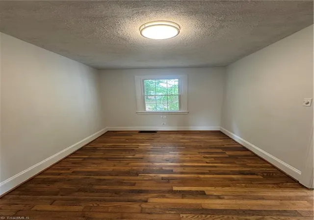 Photo 4 of Sale Pending at 2369 Jefferson Ave, Winston Salem, NC 27103 | MLS# 1224022 | Listing updated on 2026-08-04