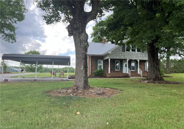 Homes for sale in Ronda, NC | 3798 Clingman Rd, Ronda, NC 28670 | MLS# 1220621