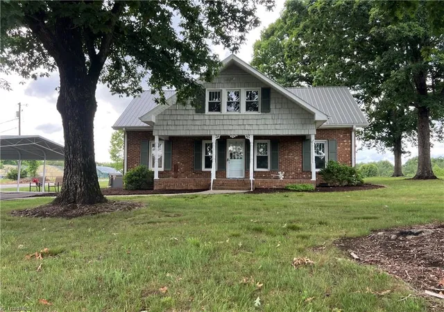 Homes for sale in Ronda, NC | 3798 Clingman Rd, Ronda, NC 28670 | MLS# 1220621