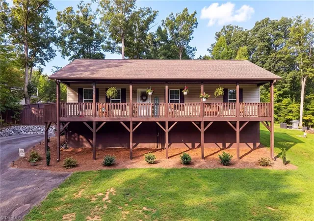 1st image of 133 Lake Dr 9, Lexington, NC 27292 | MLS# 1230519