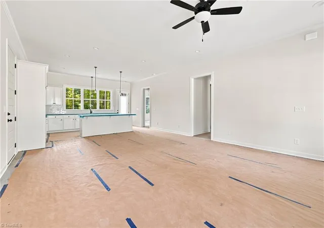 Photo 4 of Sale Pending at 302 Pine St, Smithfield, NC 27577 | MLS# 1231299 | Listing updated on 2026-08-30