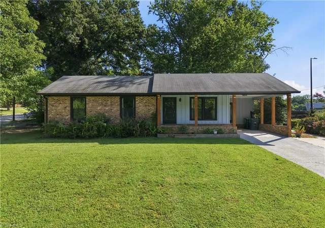 2nd image of 1004 W Meadowview Rd, Greensboro, NC 27406 | MLS# 1231841