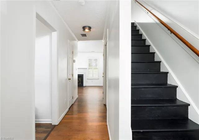 2nd image of 2637 Windy Xing, Winston Salem, NC 27127 | MLS# 1231056