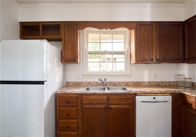 3rd image of 2637 Windy Xing, Winston Salem, NC 27127 | MLS# 1231056
