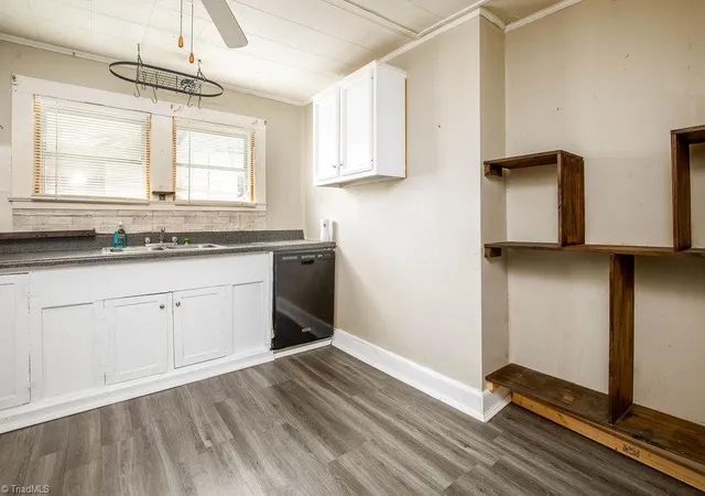 Photo 4 of Single family home for sale at 409 Academy St, High Point, NC 27260 | MLS# 1230207 | Listing updated on 2026-08-30