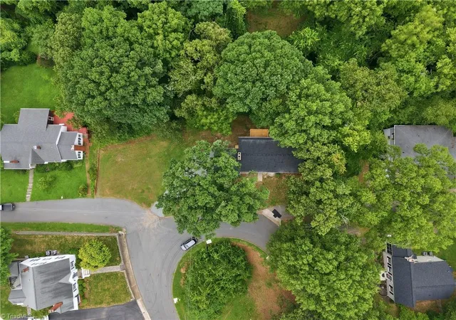 41st image of 613 Millner St, Eden, NC 27288 | MLS# 1230303