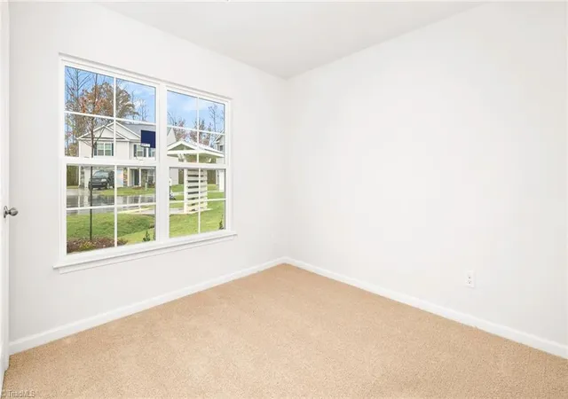 Photo 2 of Single family home for sale at 396 Middleton Dr, Lexington, NC 27295 | MLS# 1224038 | Listing updated on 2026-09-20