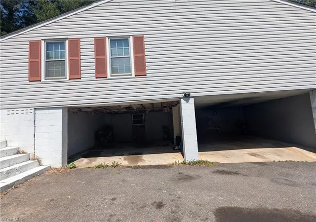 3rd image of 4221 Eck Rd, Jonesville, NC 28642 | MLS# 1223008