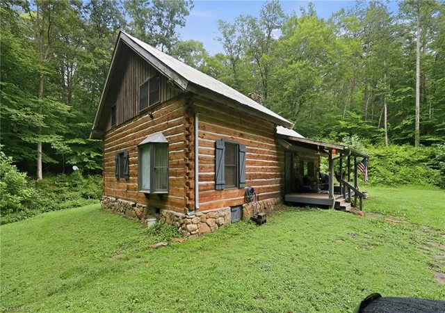 4th image of 3439 Nc Hwy 89 E, Walnut Cove, NC 27052 | MLS# 1228151