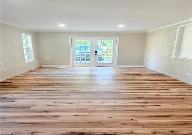2nd image of 189 W Cleve St, Mount Airy, NC 27030 | MLS# 1225676