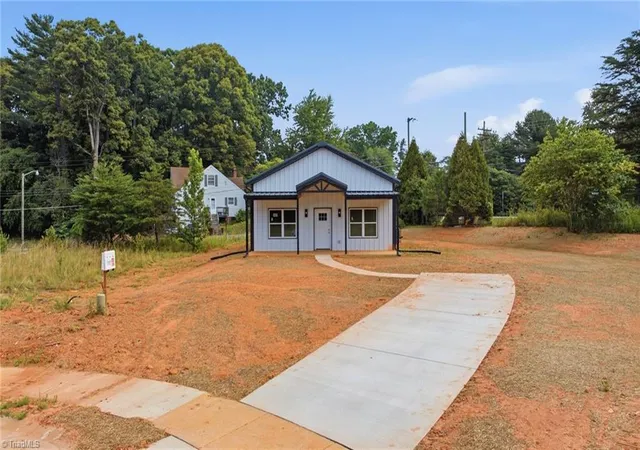 26th image of 1517 Stone Hill Ct, Winston Salem, NC 27105 | MLS# 1226431