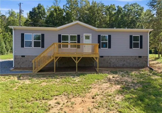 3rd image of 3929 Piney Mountain Rd, Walnut Cove, NC 27052 | MLS# 1229505