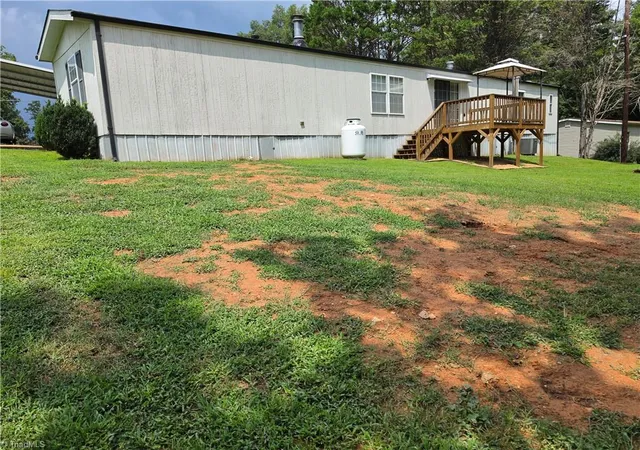 Photo 2 of Manufactured home for sale at 264 Smith Ridgecrest Rd, North Wilkesboro, NC 28659 | MLS# 1231546 | Listing updated on 2026-08-17