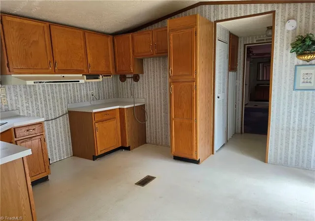 Photo 5 of Manufactured home for sale at 264 Smith Ridgecrest Rd, North Wilkesboro, NC 28659 | MLS# 1231546 | Listing updated on 2026-08-17