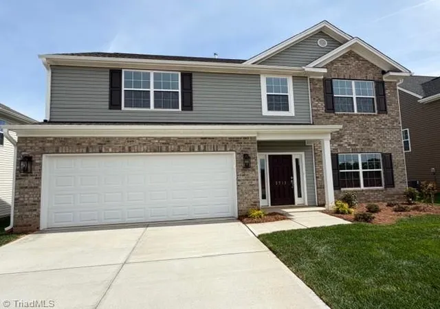 Photo 1 of Single family home for sale at 3713 Contimental Sq, Kernersville, NC 27284 | MLS# 1228325 | Listing updated on 2026-09-17