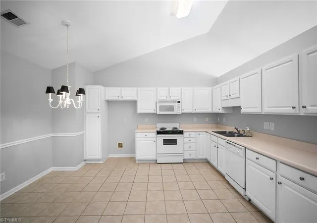 4th image of 1340 Bayswater Dr, High Point, NC 27265 | MLS# 1230703